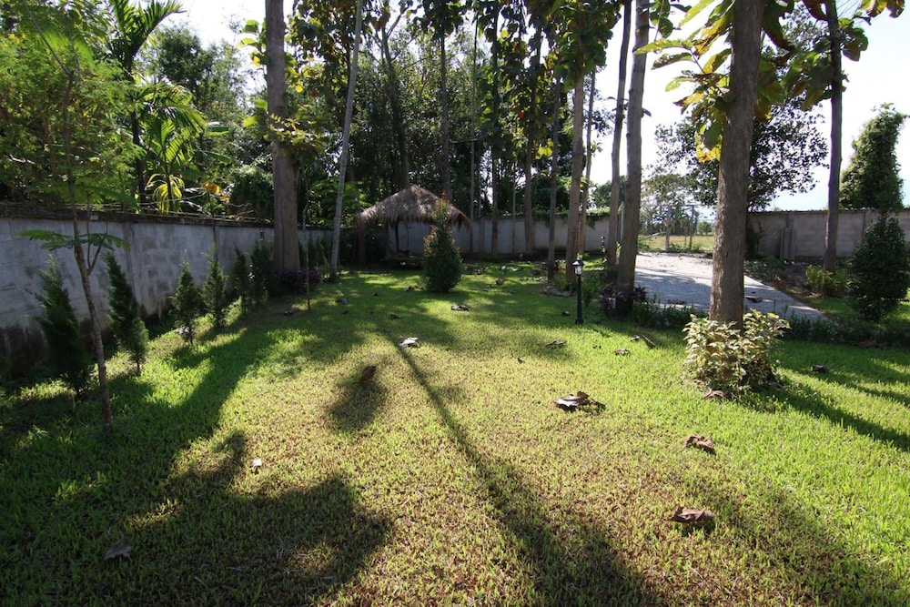 Little Teak Home Stay 39/47