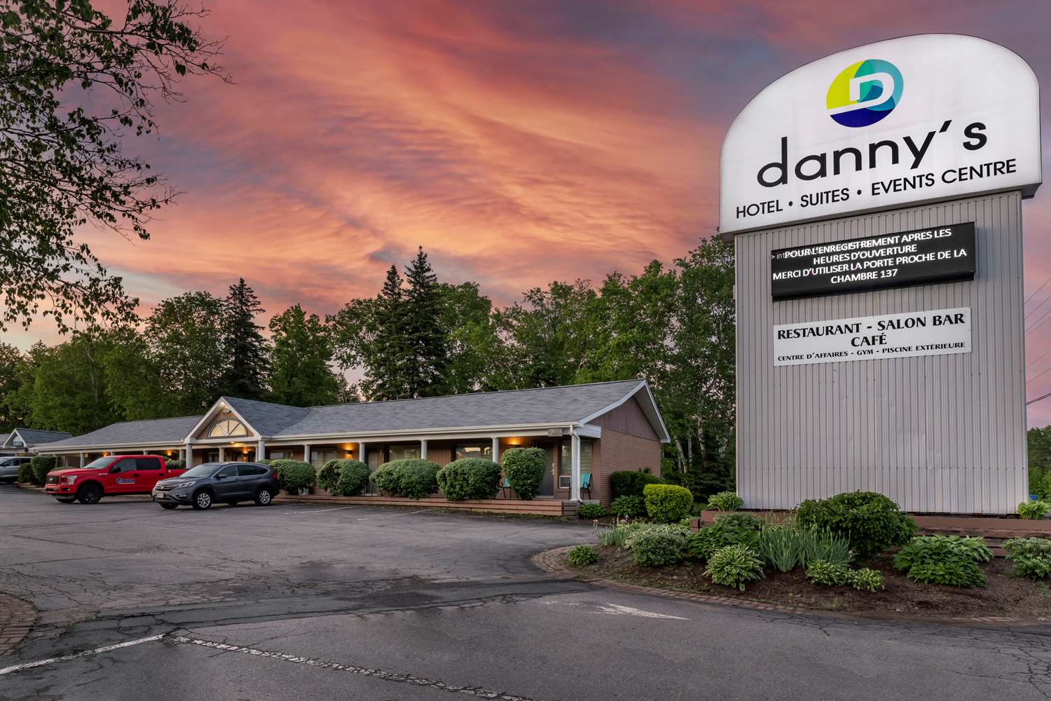 Dannys Hotel Suites Surestay Collection By Best Western 3/47