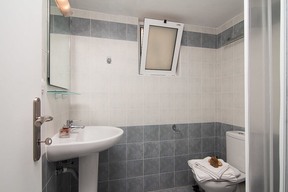 Skinos Apartments And Studios 36/40