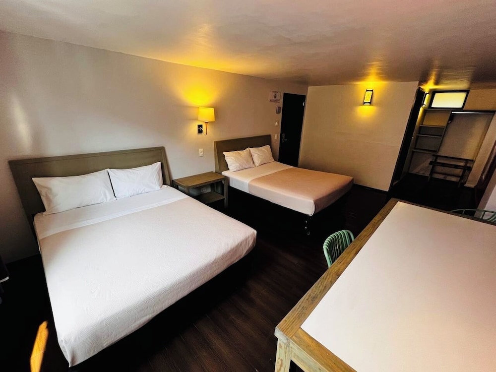 CENTRO 19 HOTEL 13/34