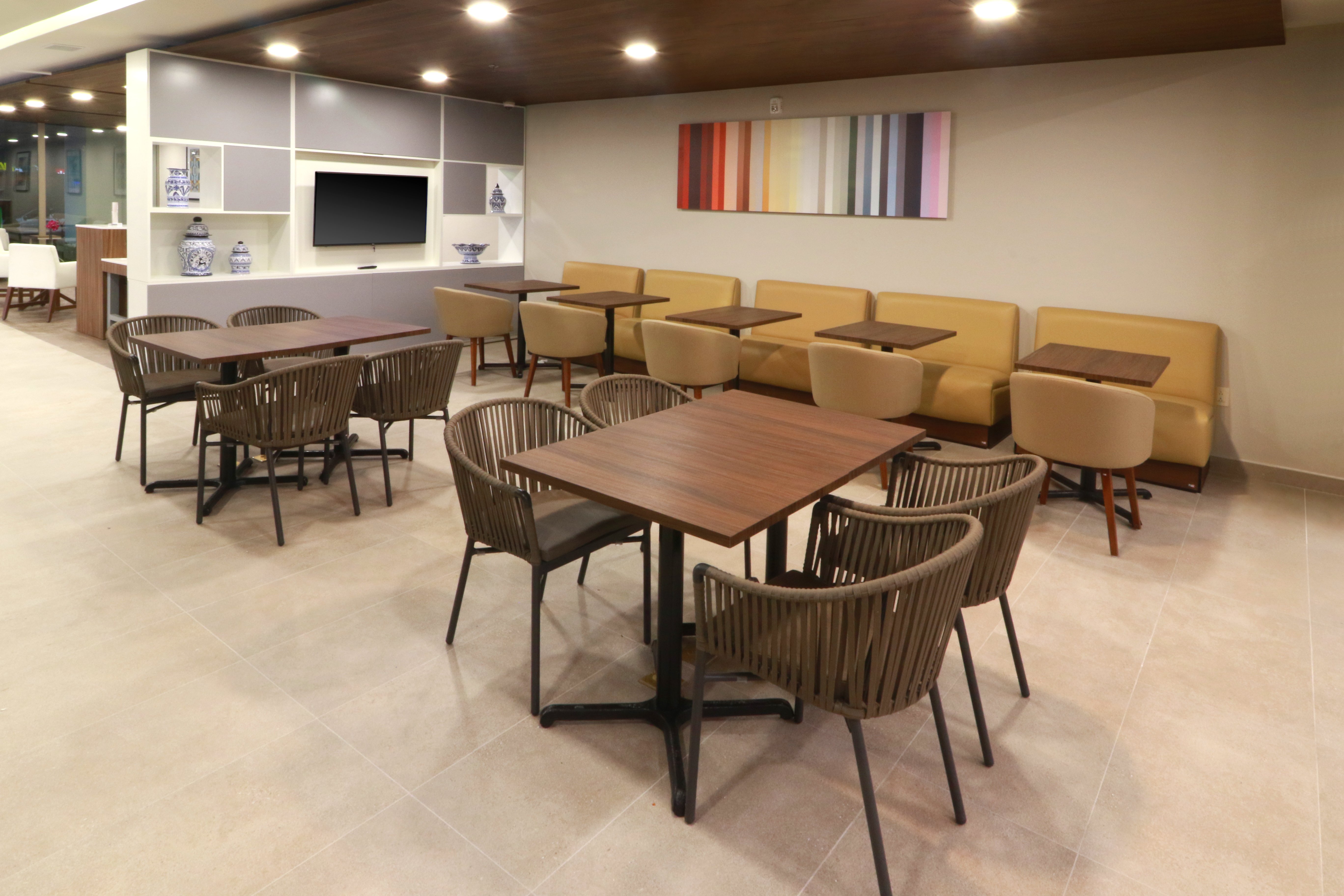 Holiday Inn Express And Suites Playa Del Carmen 48/74