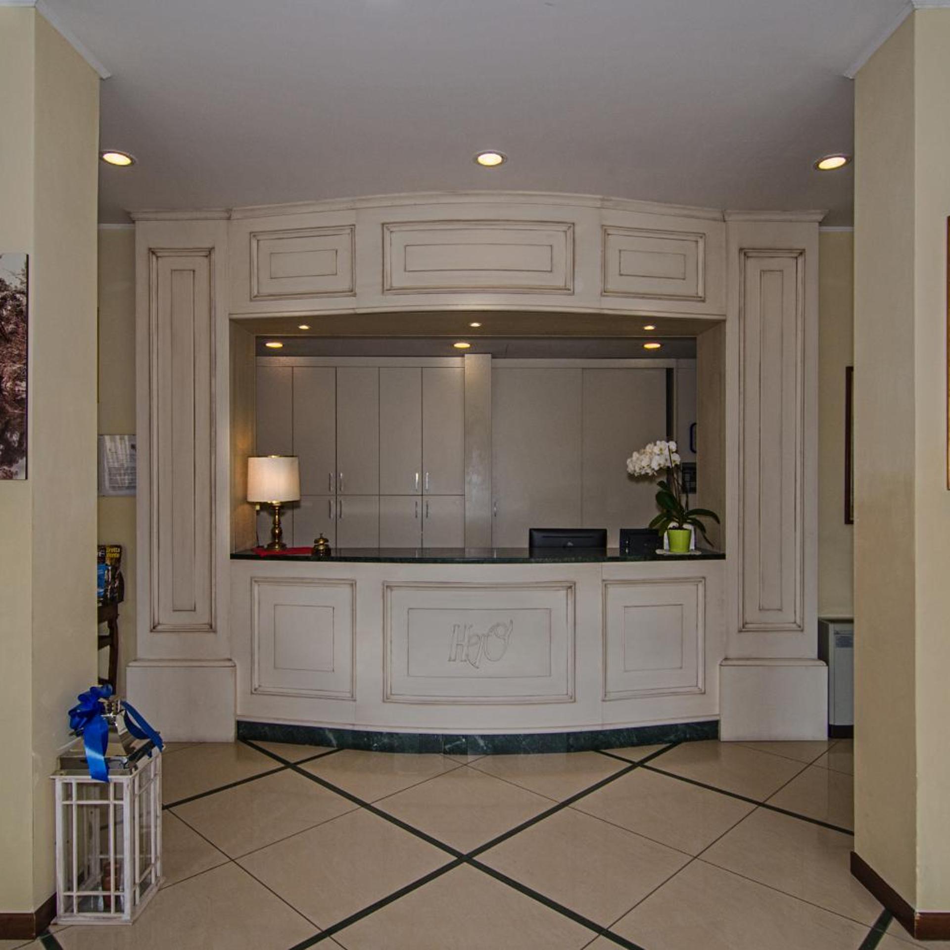 HOTEL VILLA OMBROSA 7/52