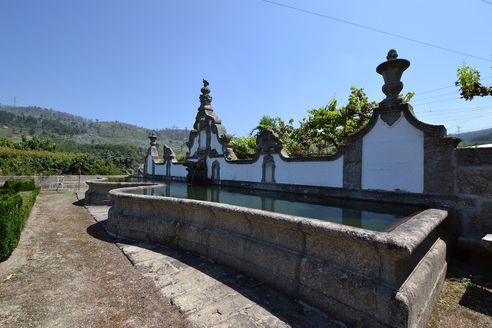 CASA DO RIBEIRO 38/41