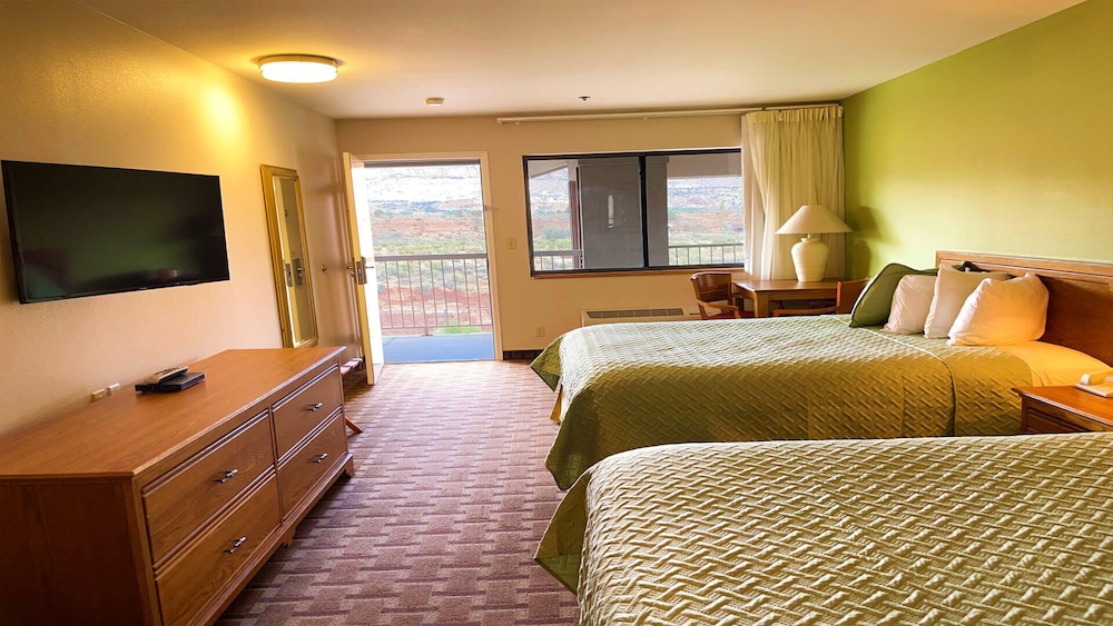 The Noor Hotel 17/50