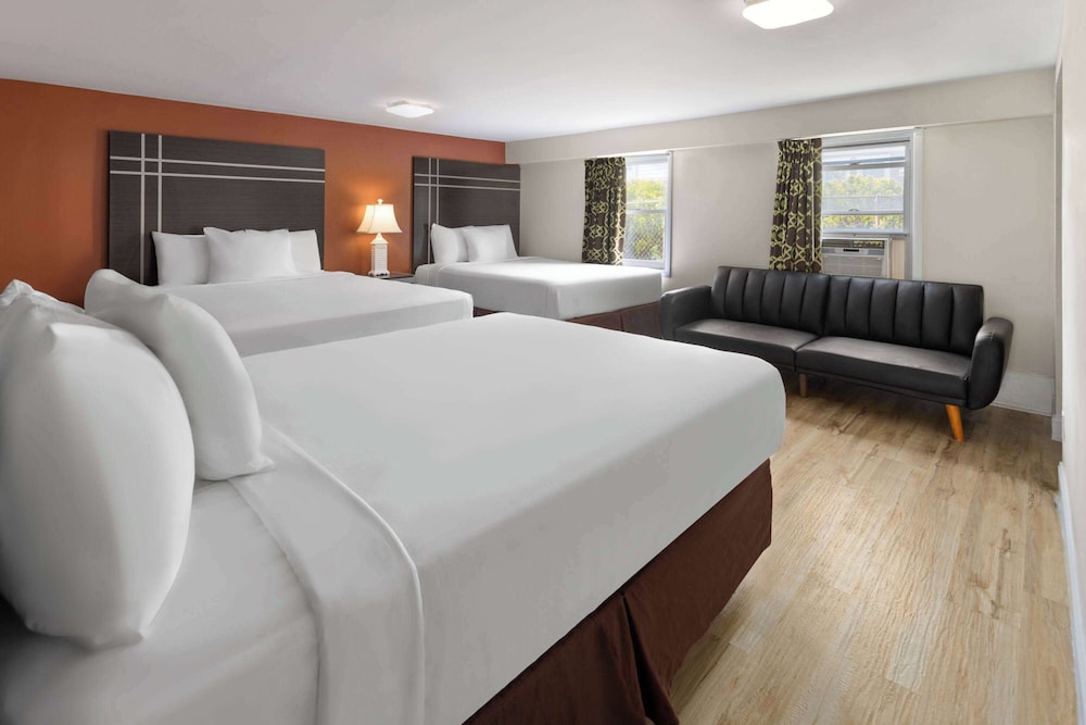 Wildwood Inn, a Travelodge by Wyndham 24/64