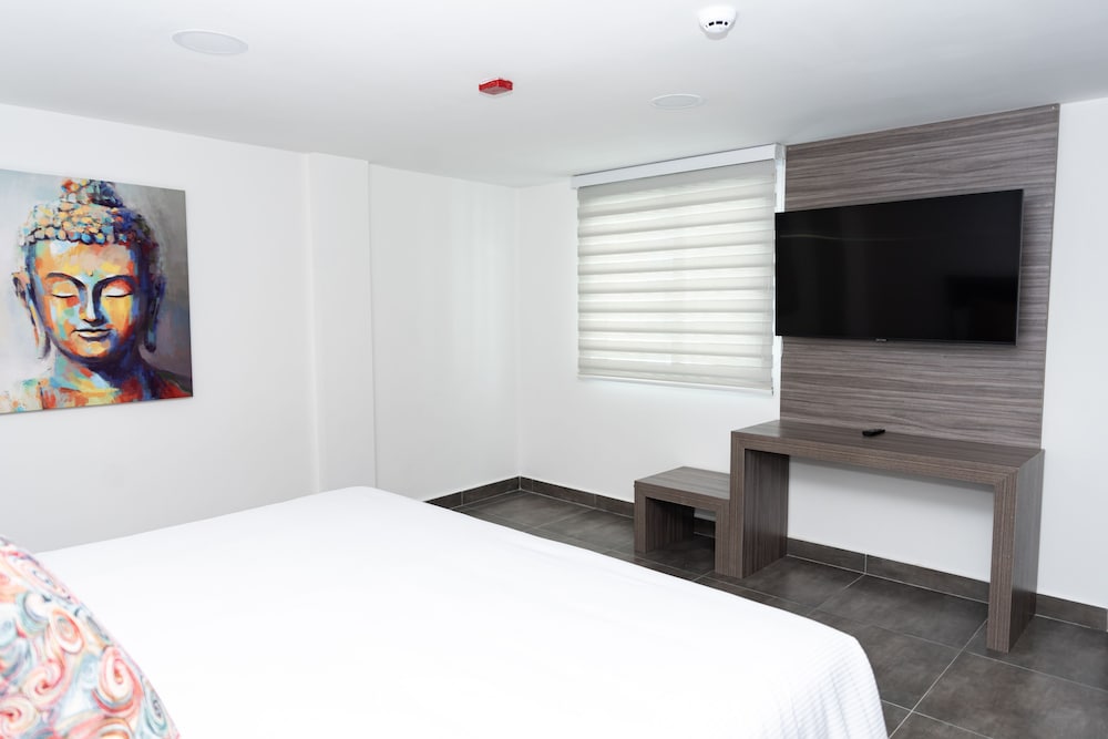 Hotel Qatar Cali 17/35