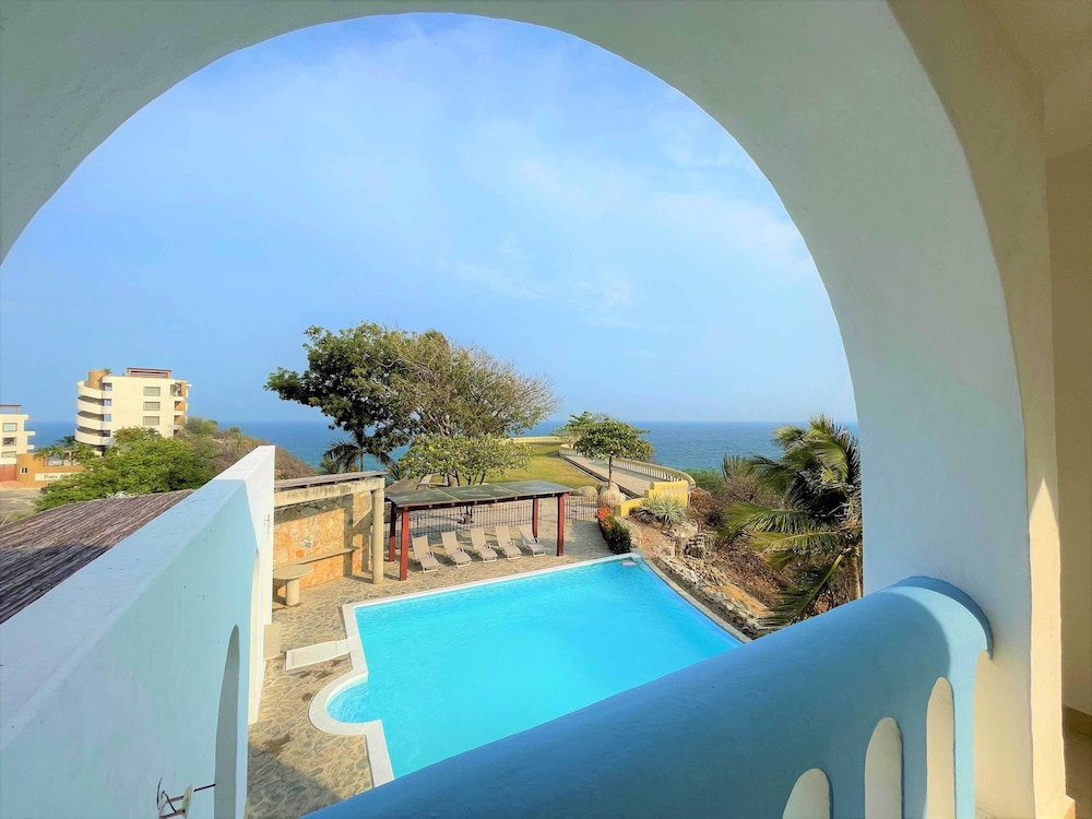 Villas And Resort Luz de Luna 24/50