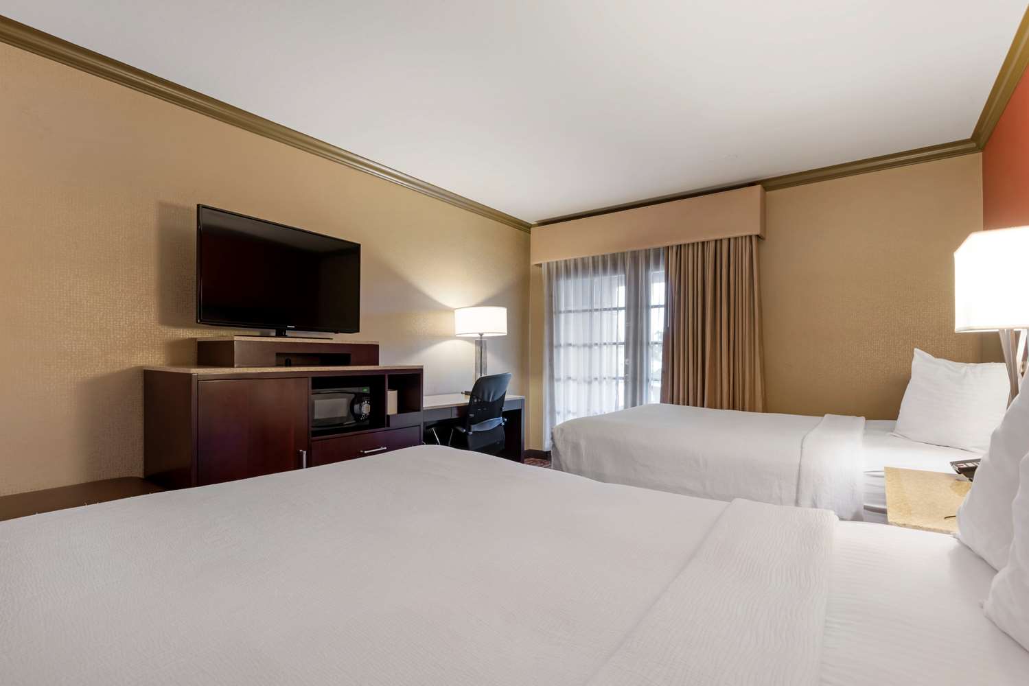 غرفة بسريرين كوين