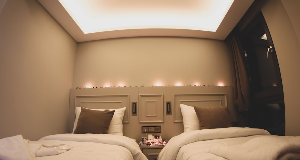 X Nellyi Boutique Hotel 9/50