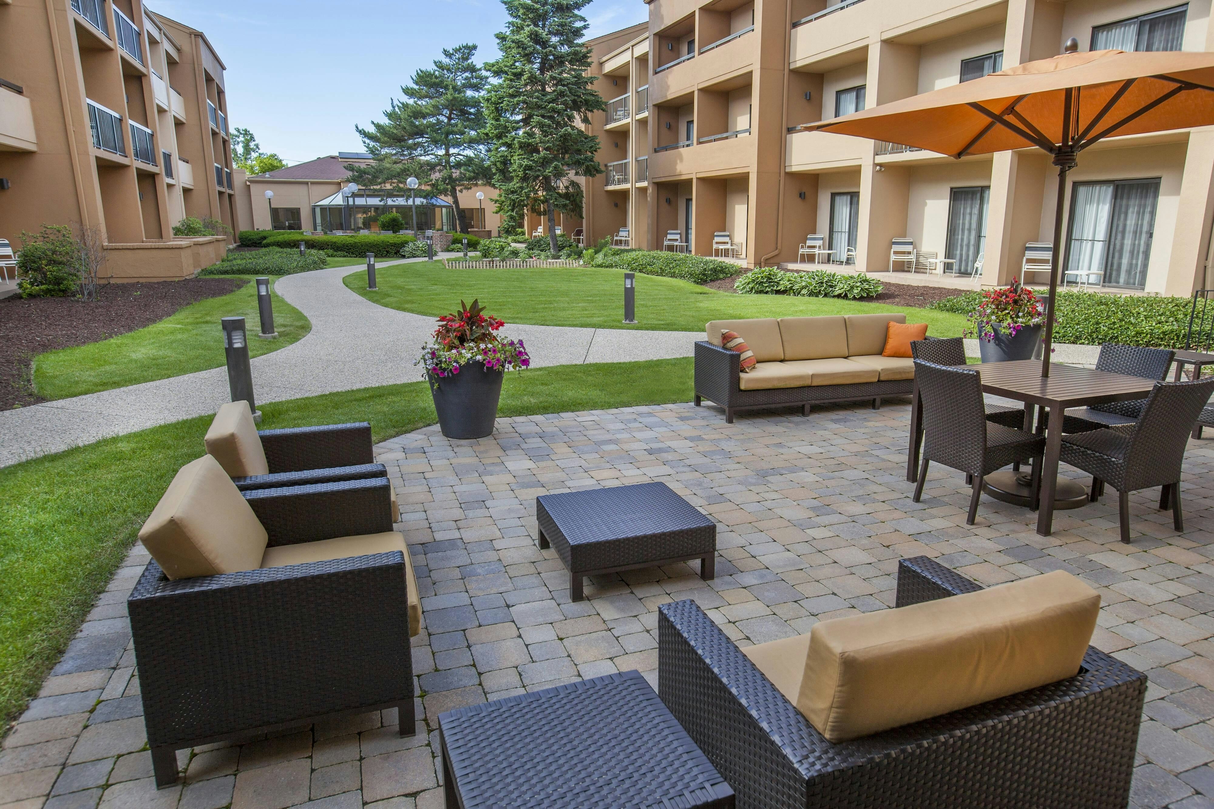 Courtyard Chicago Highland Park/Northbrook 11/21
