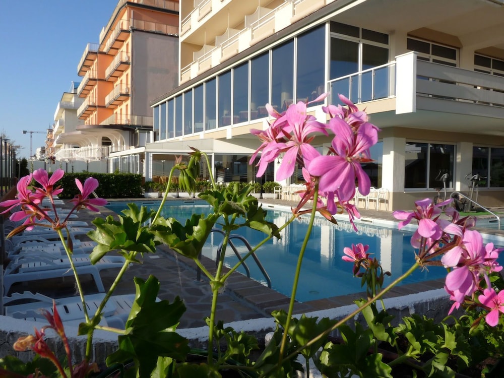 HOTEL BENINI 44/48