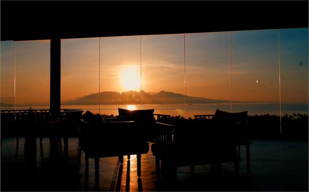 ILLIRA Hotel Banyuwangi 50/56