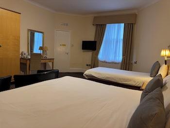 Family, Double Bed