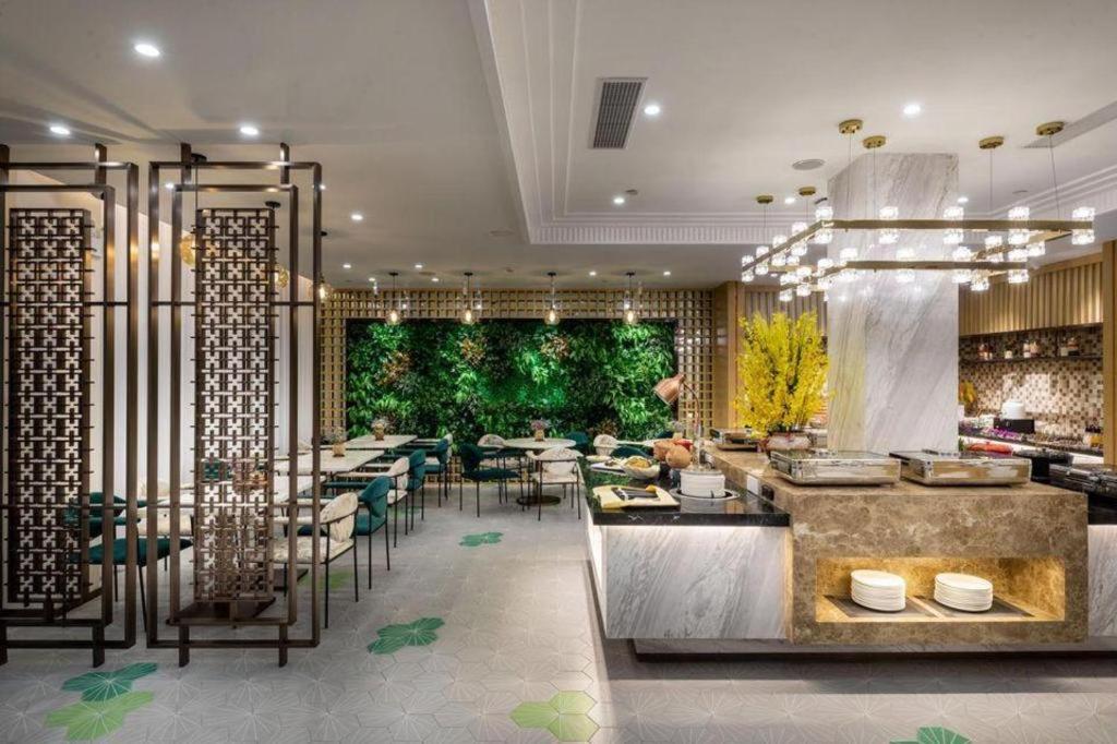 Metropolo Jinjiang Hotel (Haikou East High-speed Railway Station, Normal University) 14/30