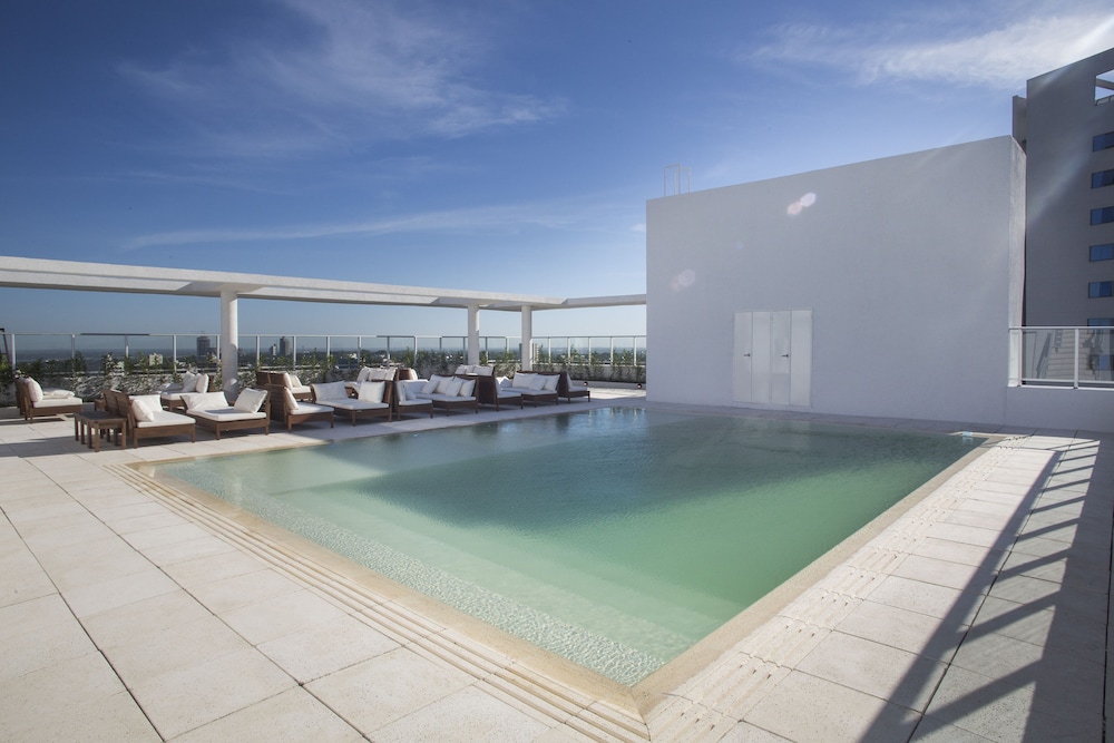 Dazzler By Wyndham Asuncion 38/60