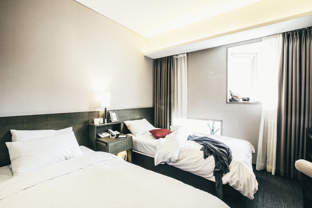 STANDARD, TWIN BEDS