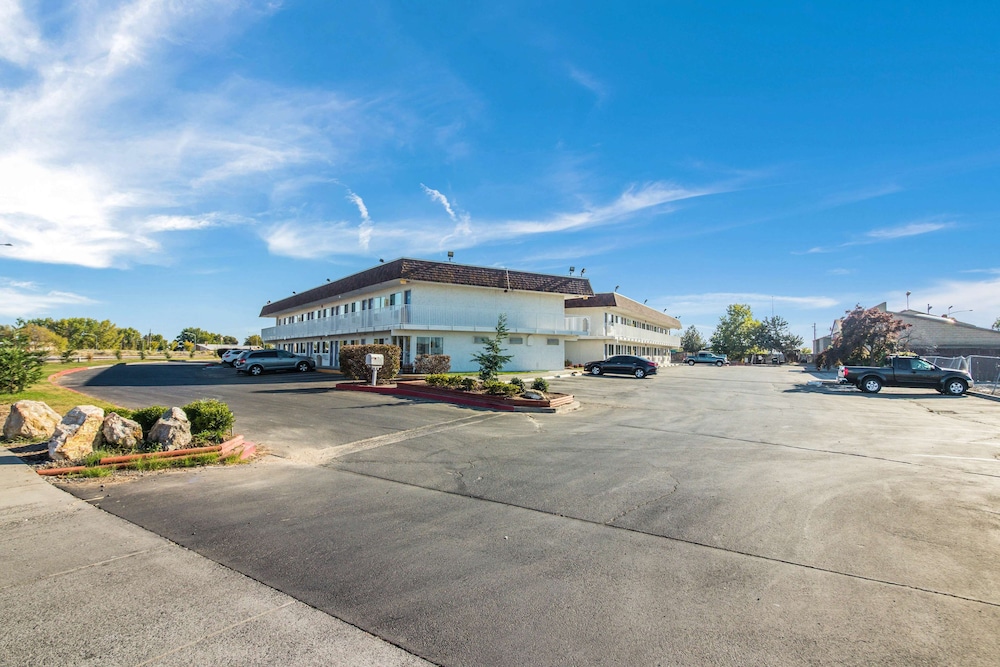Motel6 Moses Lake, WA 43/53