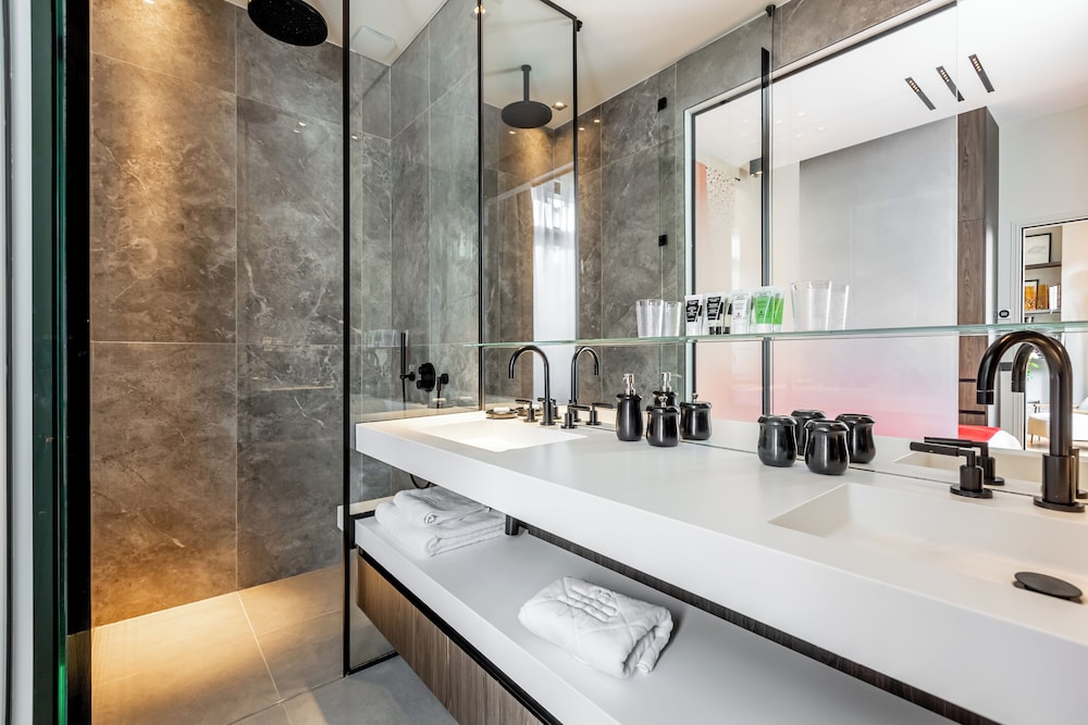 Maison Boissiere Barnes Residences 42/43