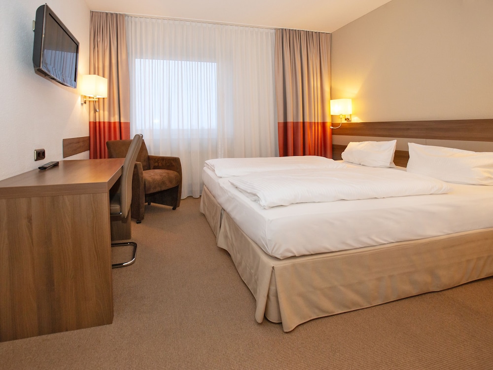 DORMERO Hotel Greifswald 11/50