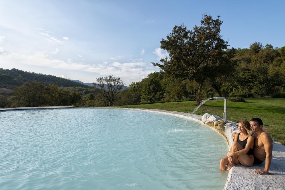 Grand Hotel Terme Di Stigliano 51/53