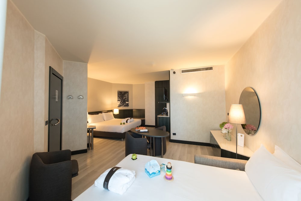 The Nicolaus Hotel Bari 33/67