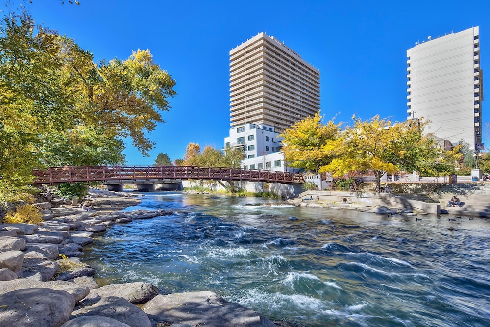 Plaza Resort Club Reno 18/66