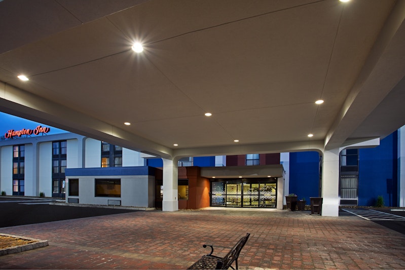 Hampton Inn State College 42/43