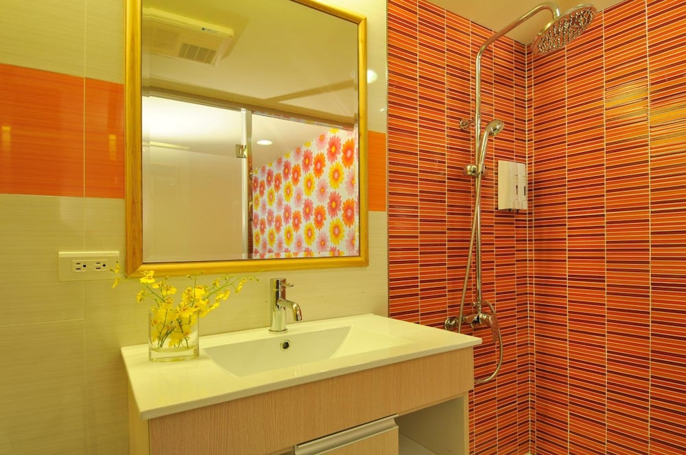 Hotel Color 55/62