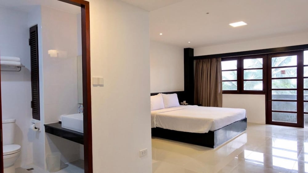 S2 Hotel 24/68