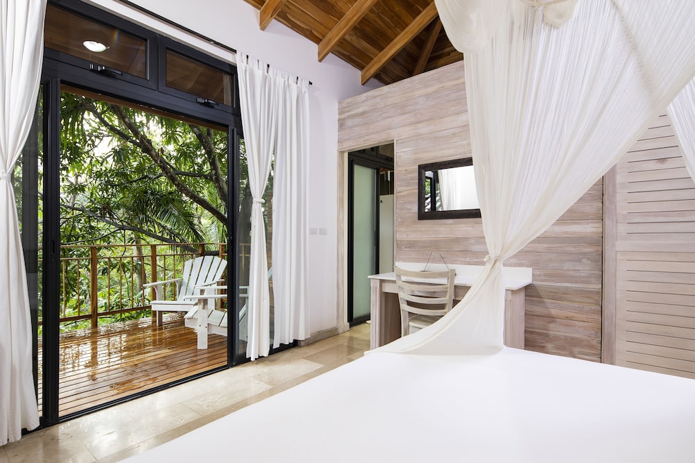 Bodhi Tree Yoga Resort 31/76