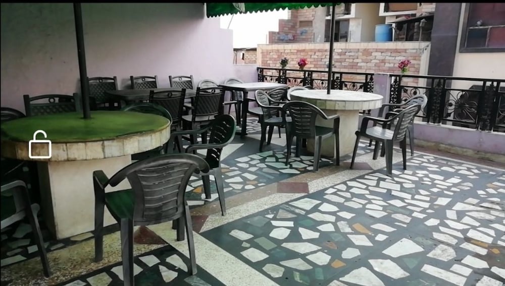 Hotel Delhi Regency 51/63