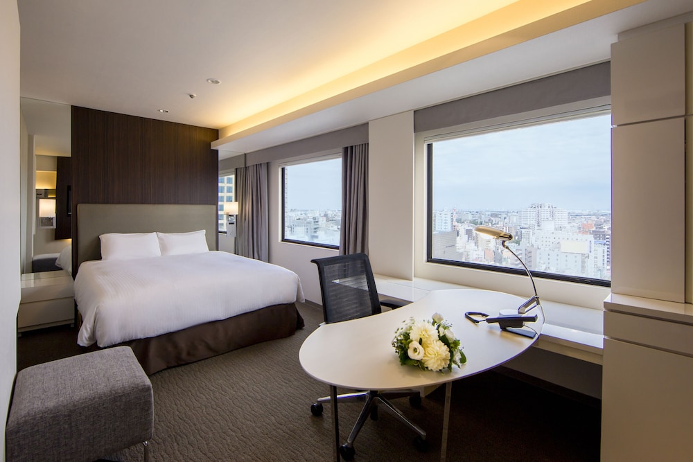 Business, Executive, Queen Bed, Sky View