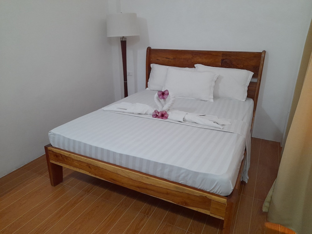 Marnin's Place Boracay 13/50