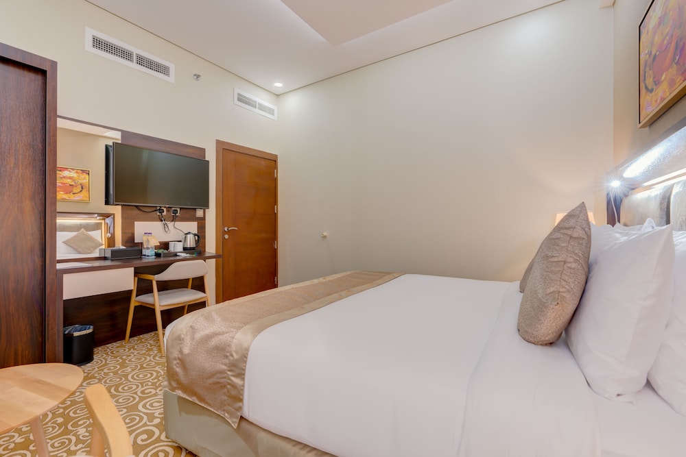 فندق كراون روز(Crown Rose hotel) 15/53