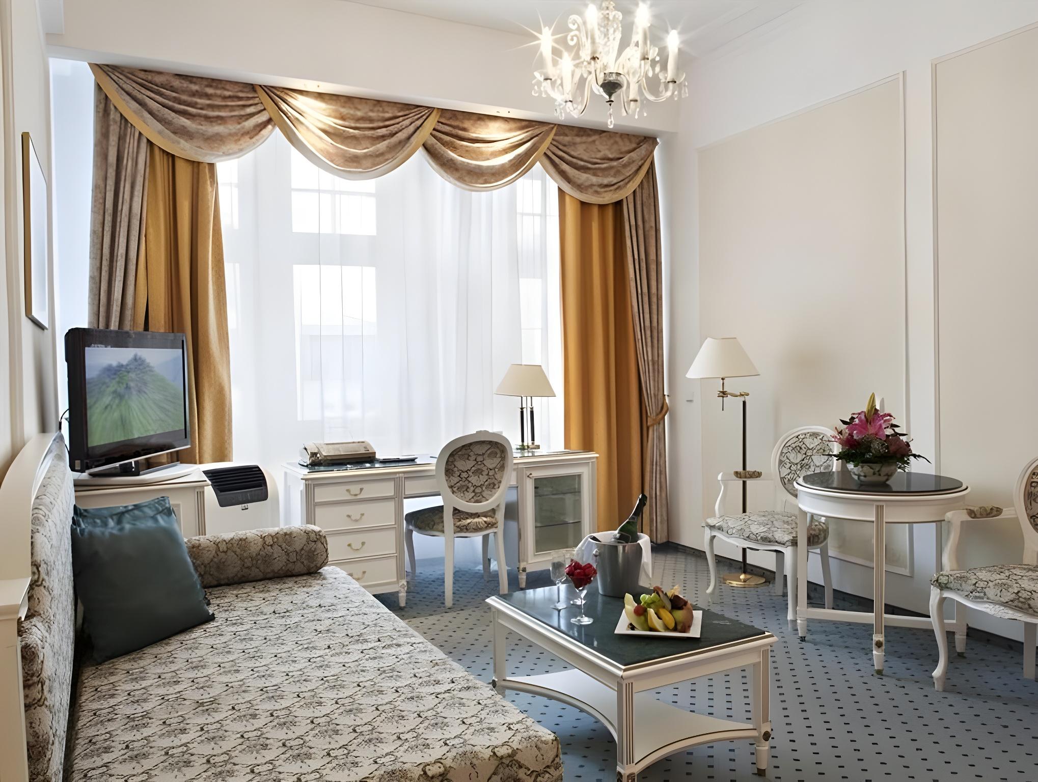 غرفة ديلوكس ثلاثية