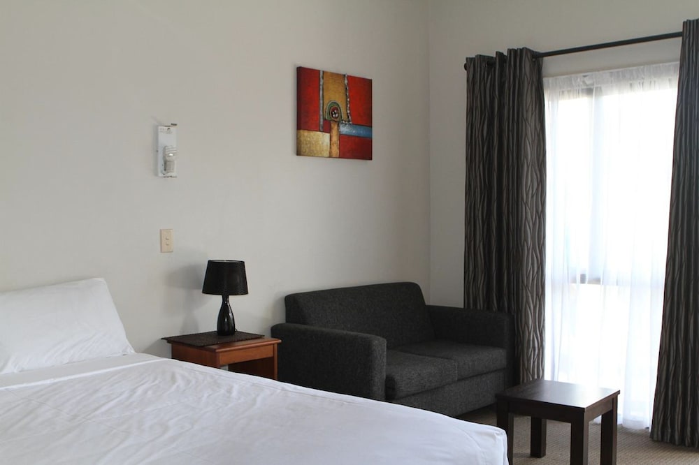 Mt. Wellington Motel 11/55