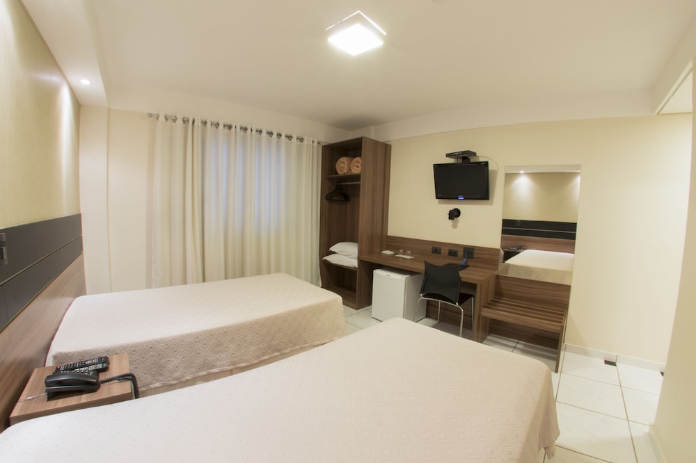 Astron Associado Estoril Hotel 13/64