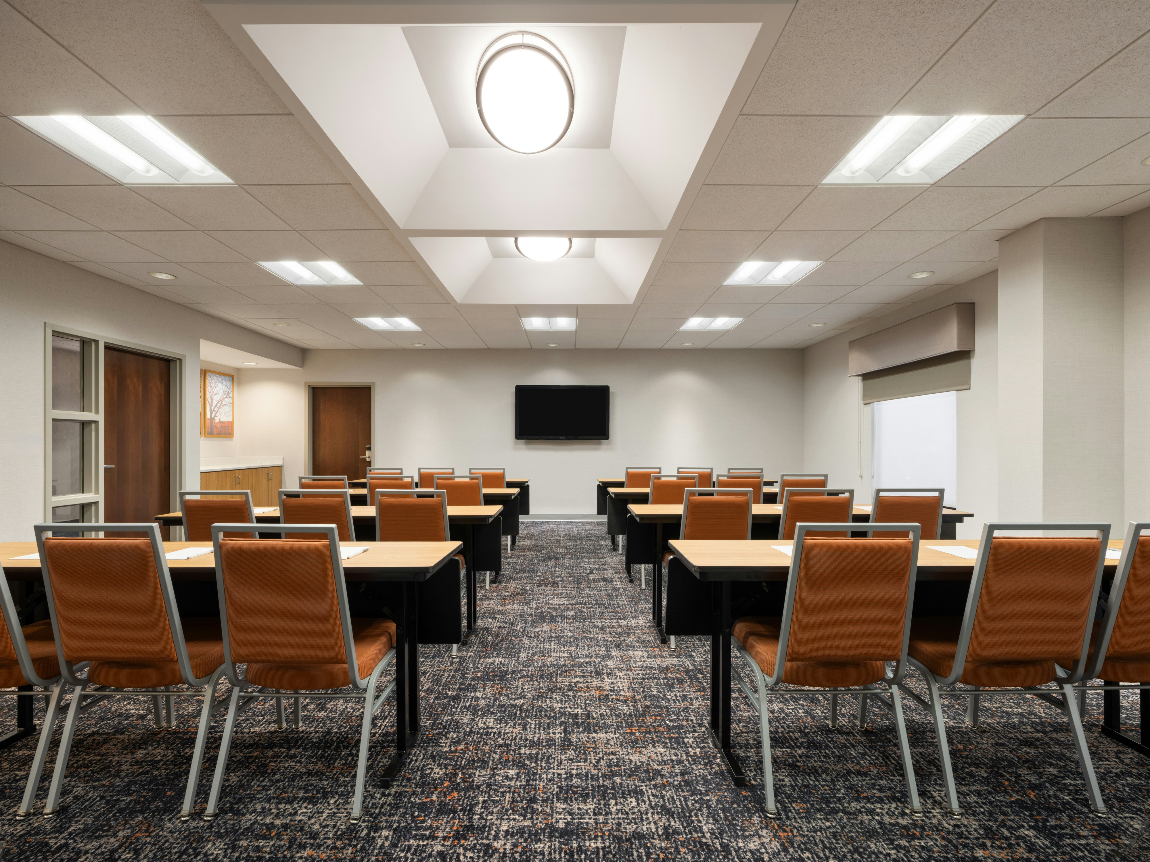 Hampton Inn Warrenton 42/52