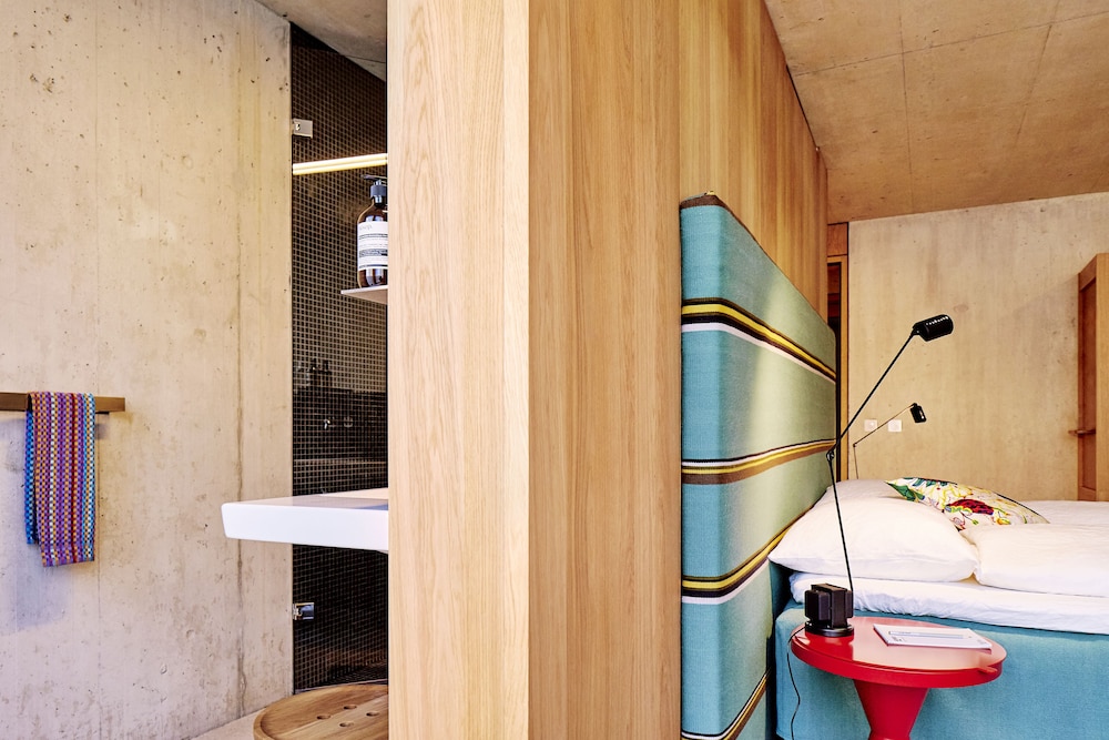 Nomad Design Lifestyle Hotel 67/73