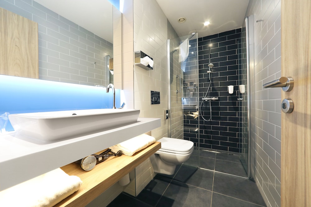 غرفة قياسية بسرير فردي، Holiday Inn Express Ljubljana 3/5