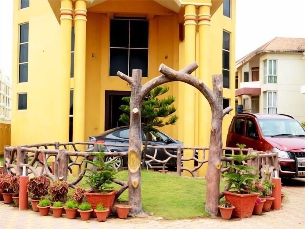 Hotel Jeevan Sandhya 18/22