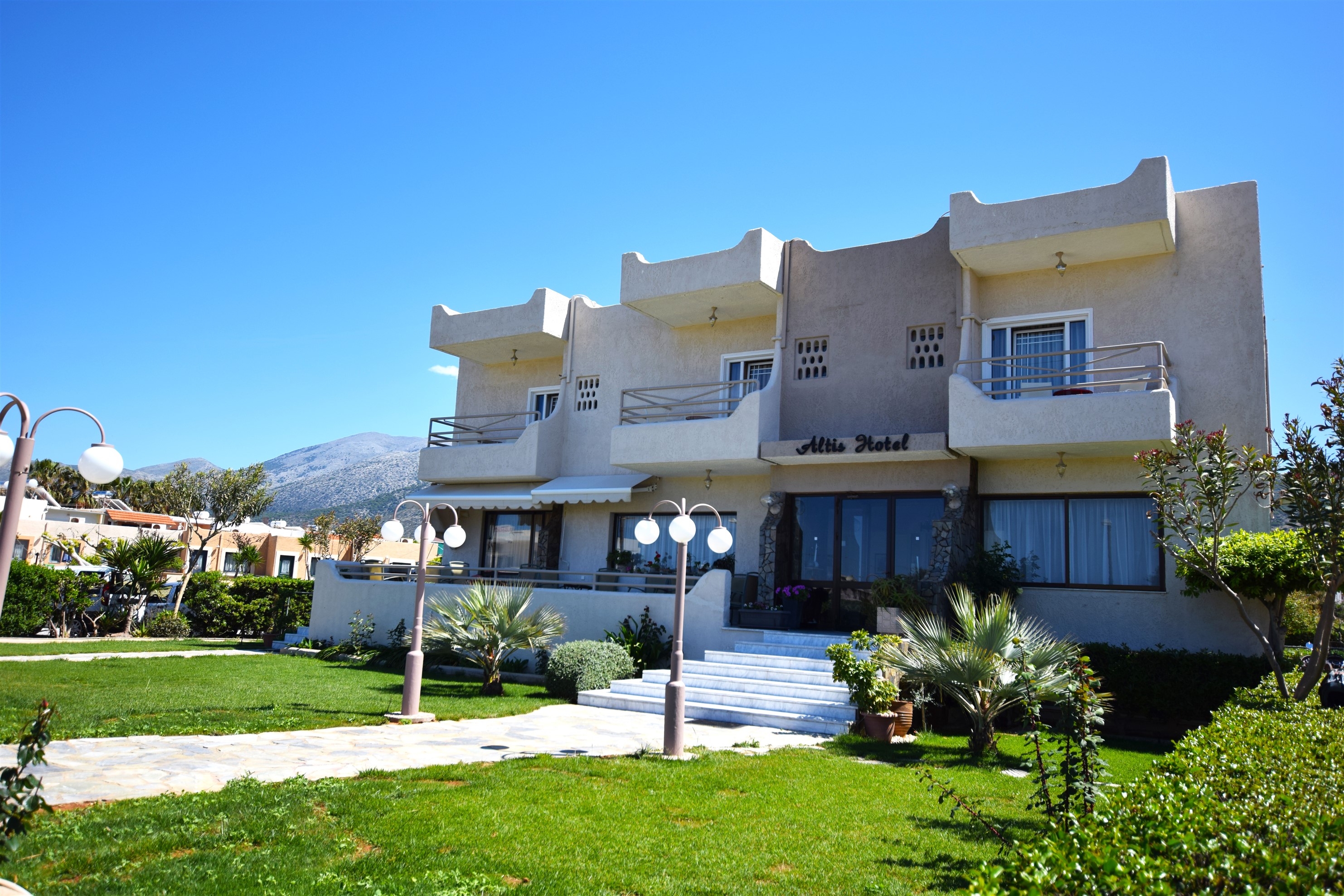 Altis Hotel 10/40