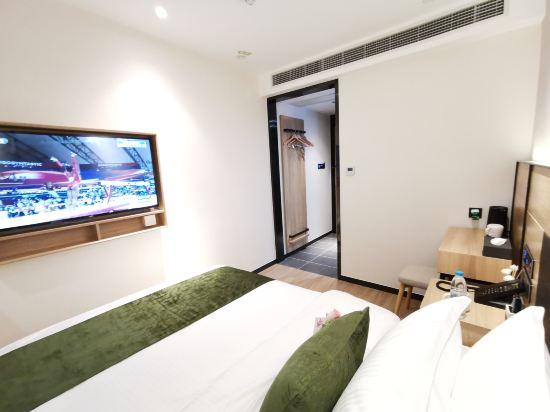 BUSINESS, DOUBLE BED