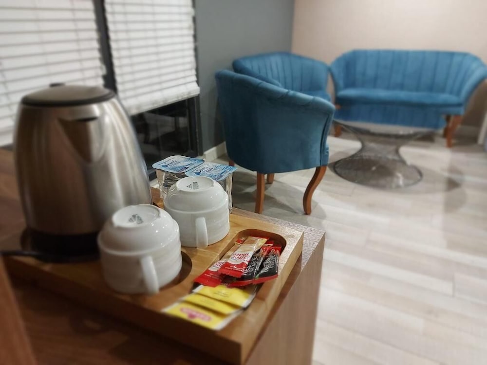 White Golden Suite Hotel 28/40
