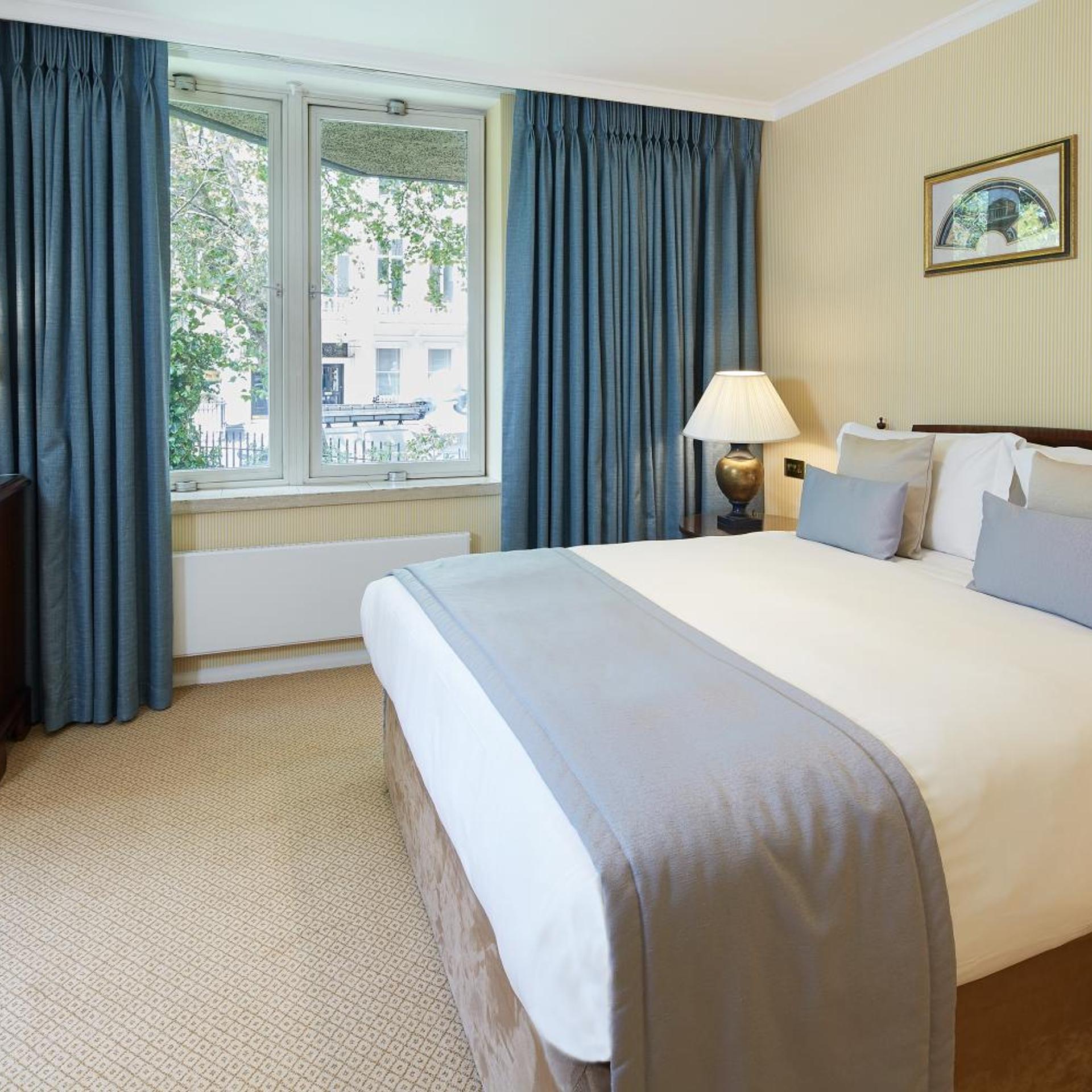 2 Bedrooms, Town House