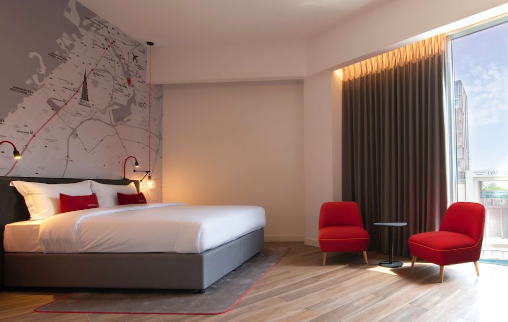 PREMIUM, KING BED, CANAL VIEW