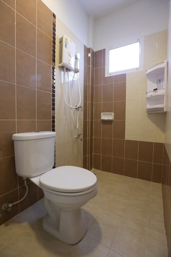The First Residence 17/47