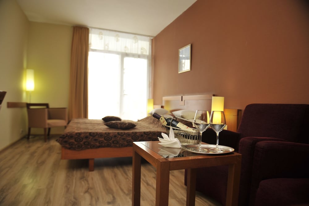 Hunguest Hotel Sun Resort 32/67