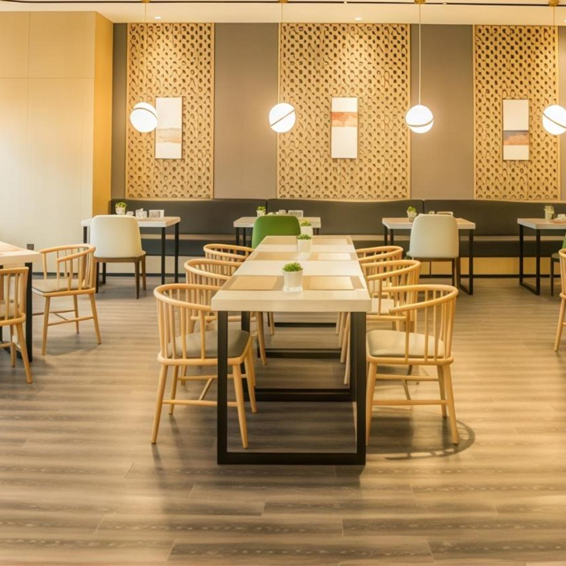 Atour Hotel High Speed Railway Station Urumqi 33/43
