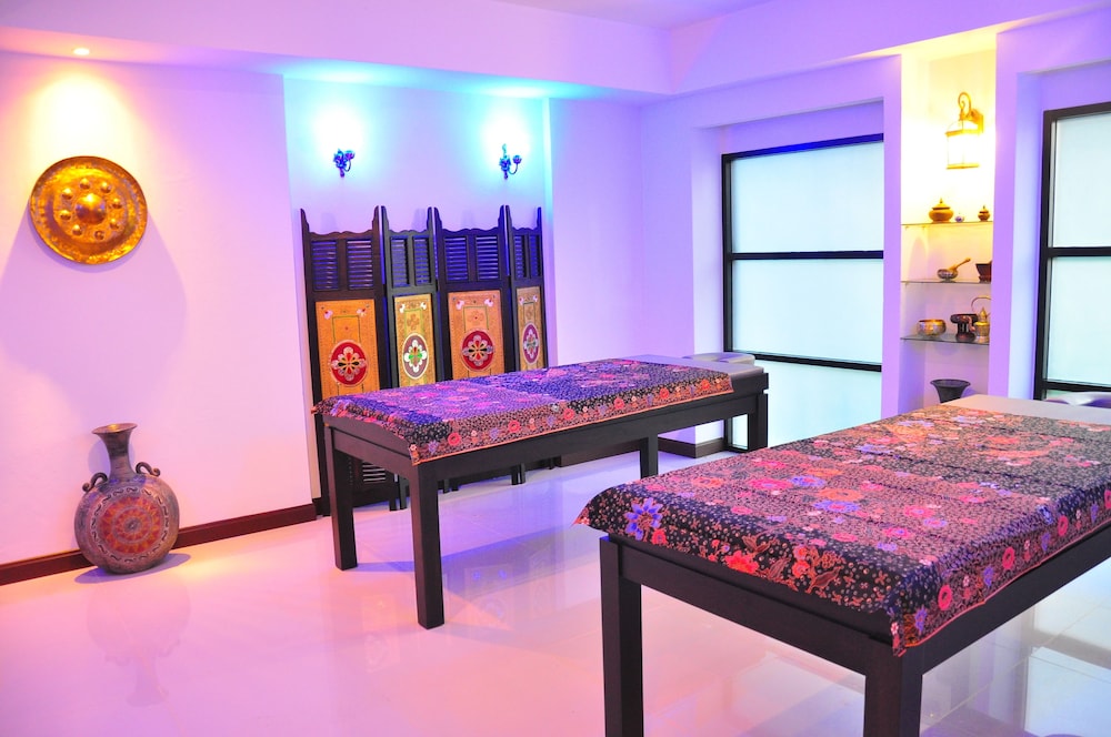 NAVATARA PHUKET RESORT 35/71